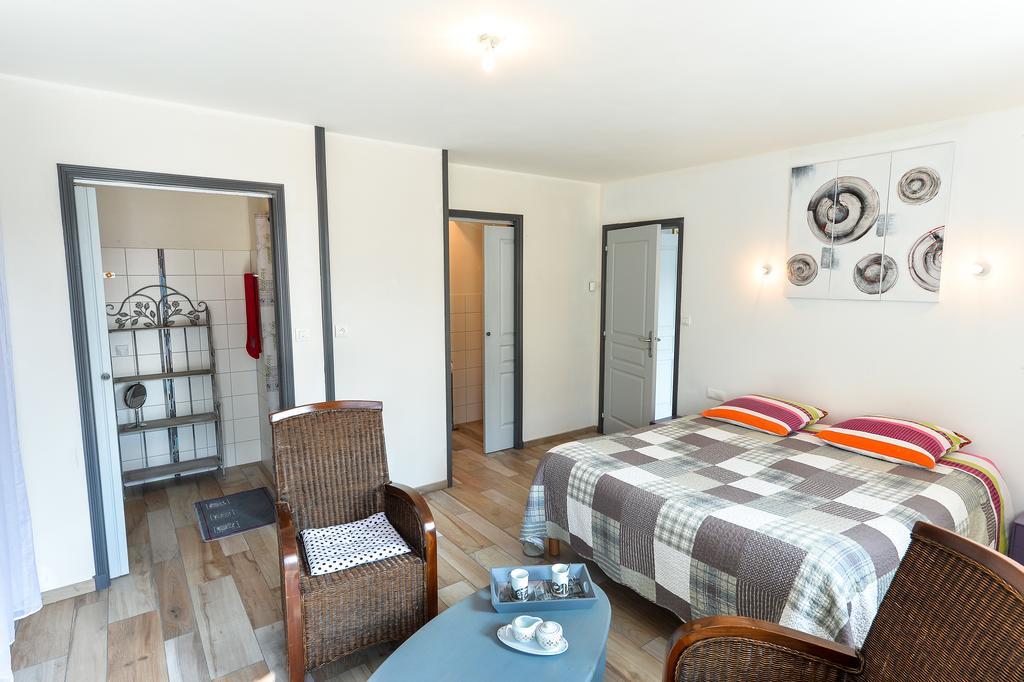 Bed and Breakfast Domaine De Kervail Quimperlé Habitación foto